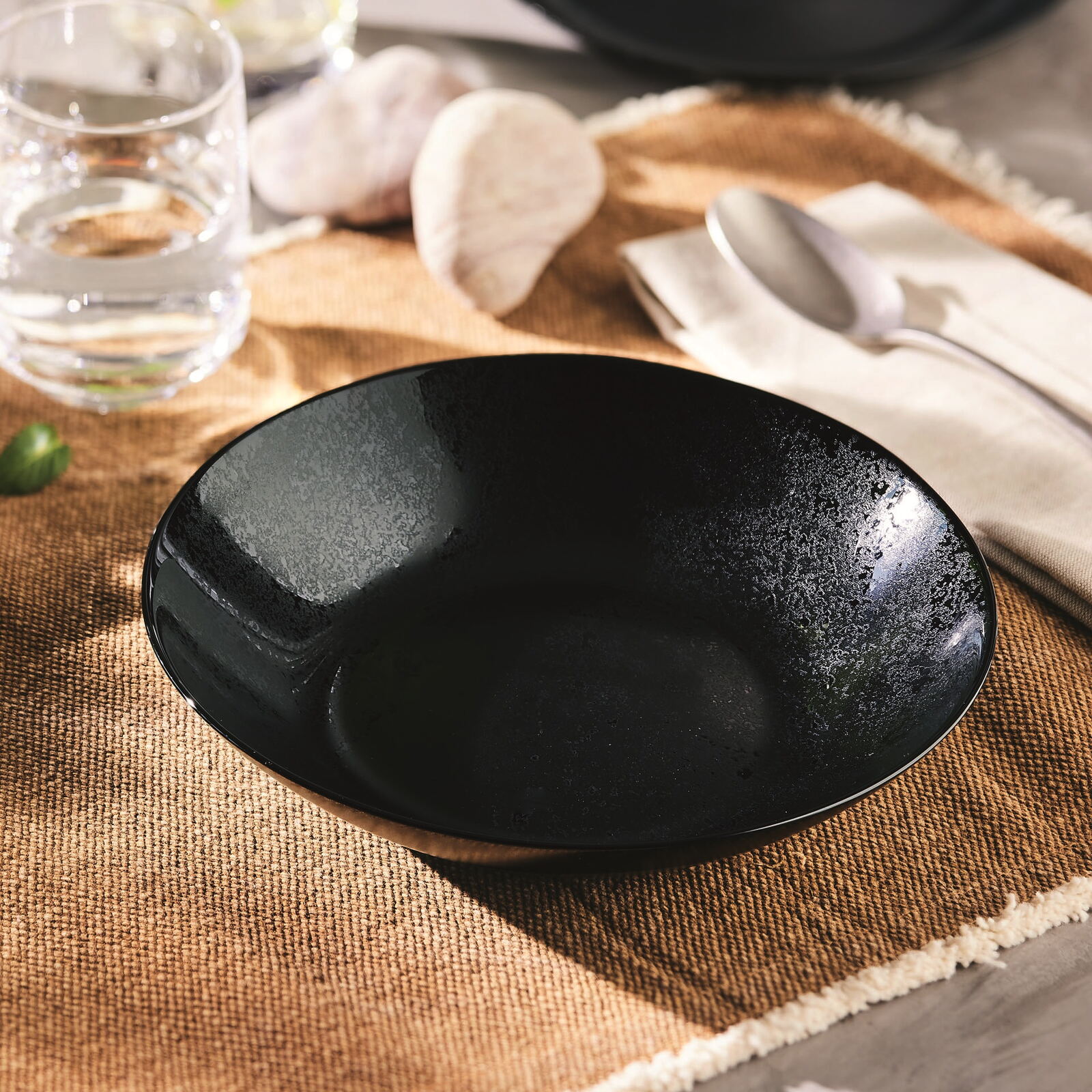 Тарілка супова Luminarc Diana Black, 20 см - Зображення 5
